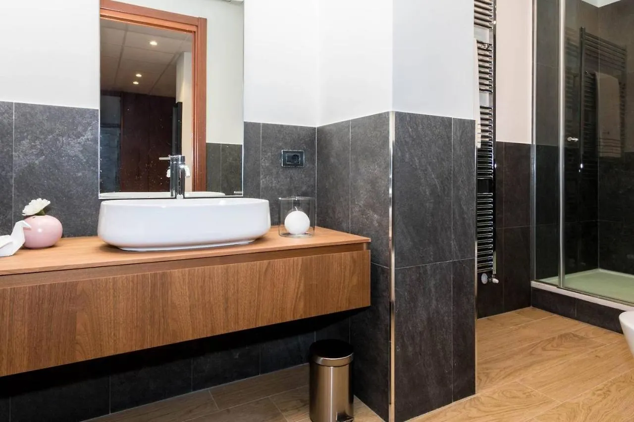 Altido Apt For 4 In The Centre Of Milan Apartment Italy