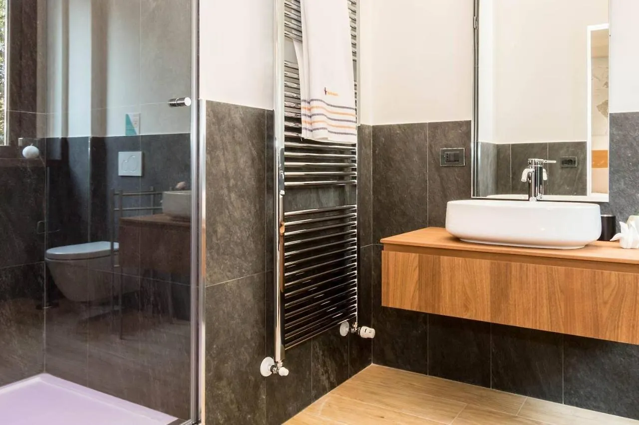 Altido Apt For 4 In The Centre Of Milan Daire